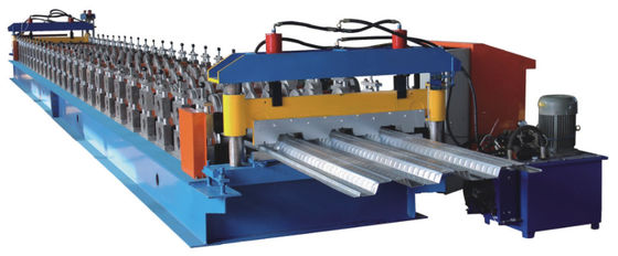 Máquina 5m/min de la formación de hoja de metal del ISO para la cubierta de piso
