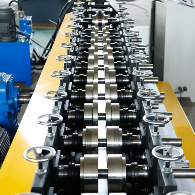 Línea doble de acero de la luz de Keel Roll Forming Machine 4KW de la pista de U