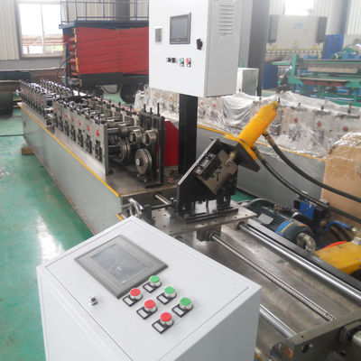 Estación del rodillo de Keel Roll Forming Machine 8m/min 15 de la barra de T