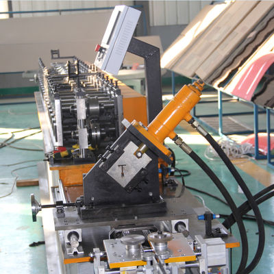 Estación del rodillo de Keel Roll Forming Machine 8m/min 15 de la barra de T