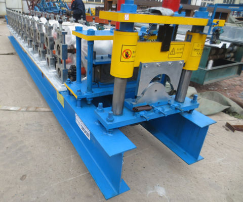 Estaciones de Ridge Cap Roll Forming Machine 15m/min 18 del tejado