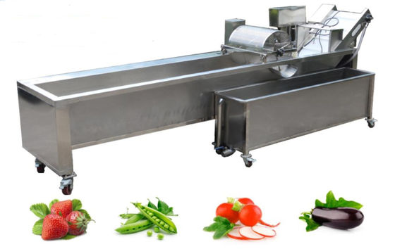 Lavadora 1500kg/h de la burbuja de la fruta 4.2KW con el dispositivo del retiro de la impureza