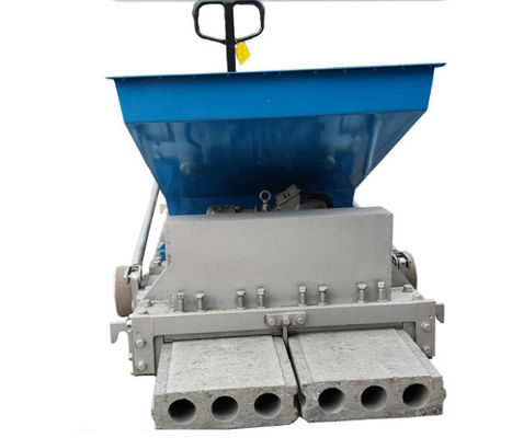 380V 50Hz 2.5m/Min Double Wall Panel Extruder con el agujero de 58m m