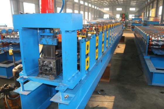 Rollo del estante del almacenamiento del estante del metal que forma la máquina 3T 12m/min