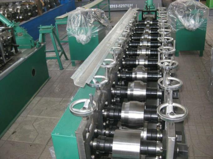 rollo de la rejilla del techo T de la T-rejilla que forma la aleación de aluminio de la barra de la quilla T de China del acero de Hot Sale Light del fabricante de la máquina 0,2--6.0m m 31 días